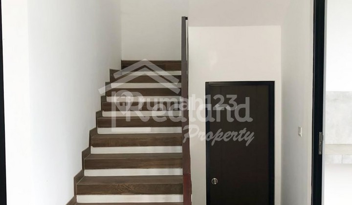 Rumah di Hillago BSB City , Semarang ( Me 7636 ) 2