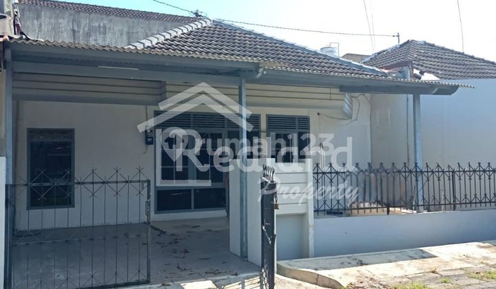 House in Puri Anjasmoro, Semarang (Jo 8642S) 1
