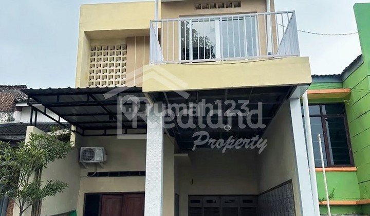 Rumah di daerah Tembalang , Semarang ( Ni 7464 ) 1