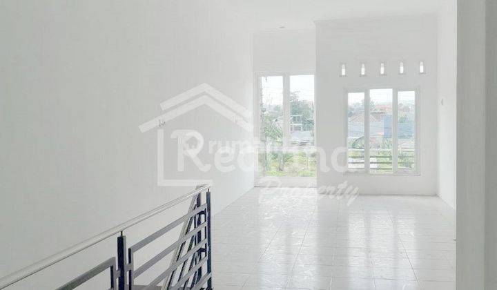 Ruko di Letjend Suprapto , Ungaran ( Me 7673 ) 1