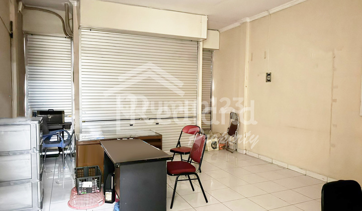 Ruko di Supriyadi , Semarang ( El 7824)