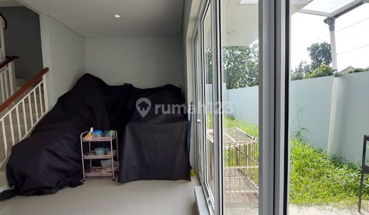 Jual Rugi Rumah Synthesis Homes Cirendeu Siap Huni Andesit Corner Depan Taman