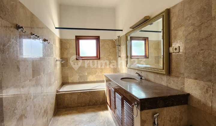 Dijual Rumah Mewah Private Pool Simprug Golf Kebayoran Lama Jaksel 9