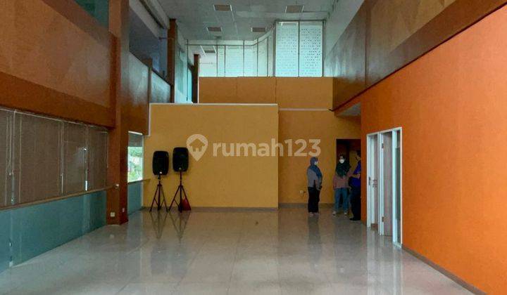 Dijual Gedung 5 Lantai Siap Pakai di Cikini Jakarta Pusat  13