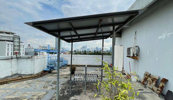 Dijual Gedung 5 Lantai Siap Pakai di Cikini Jakarta Pusat  19