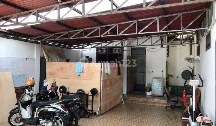 Turun Harga Rumah 2 Lantai Siap Huni Lokasi Strategis di Petukangan 4