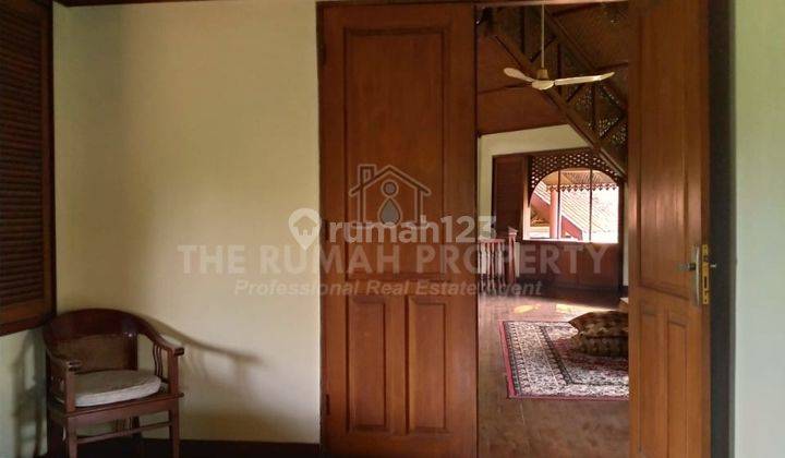 Dijual Rumah Villa Etnik Jawa Bali Tanah Luas di Cirendeu  16