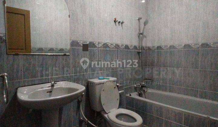 Disewa Rumah 2 Lantai Modern Minimalis Akses Parkir Luas di Kalibata 12