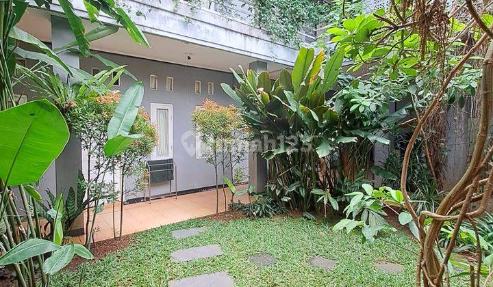 Rumah Hitung Tanah Cocok Untuk Komersil Lokasi Strategis di Scbd 10