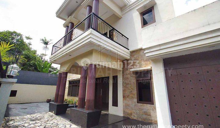 For Sale Rumah Ada Pool 2 Lantai Dalam Komplek di Cilandak Jaksel 1