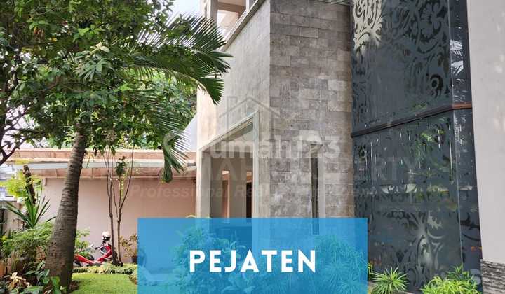 Rumah Mewah Modern Tropis Pejaten Jakarta Selatan Nuansa Asri