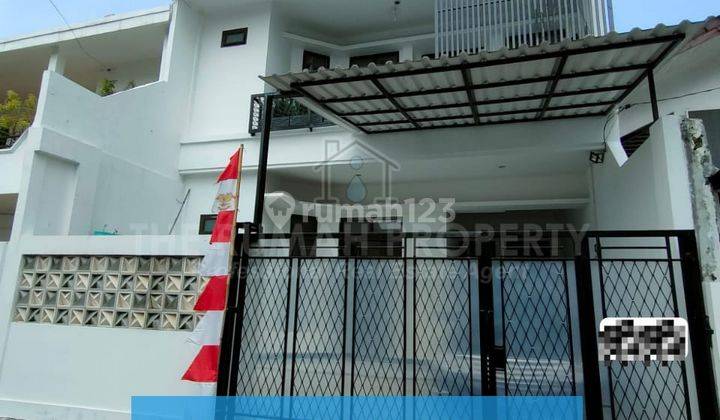 Rumah Modern Siap Huni 2 Lantai 5 Kamar di Kebayoran Baru Dalam Komplek 1