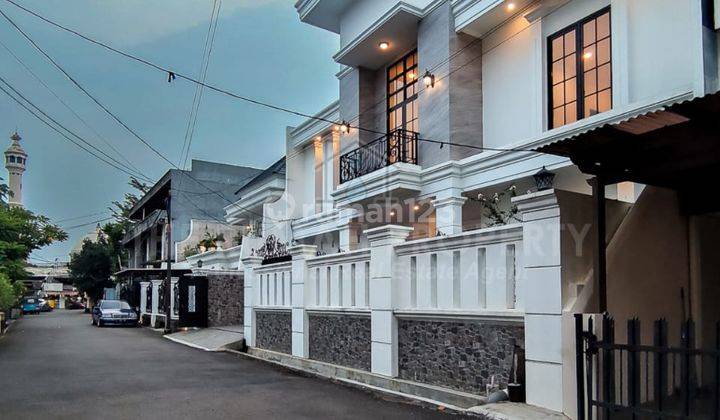 Rumah Bagus Modern Klasik Kebayoran Baru Dijual 2