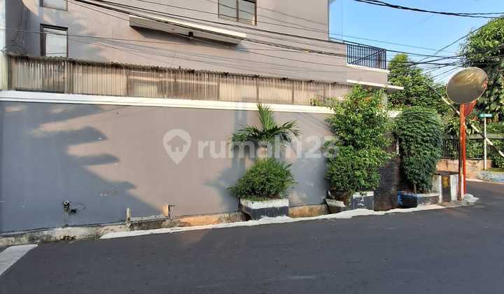 Rumah Murah 2 Lantai Siap Huni di Gandaria Jakarta Selatan Dekat Fatmawati 2