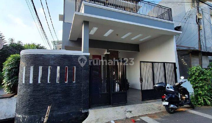 Rumah Murah 2 Lantai Siap Huni di Gandaria Jakarta Selatan Dekat Fatmawati 1