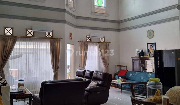 Rumah Modern Minimalis Ada Taman Depan Dalam Cirendeu Tangsel 2