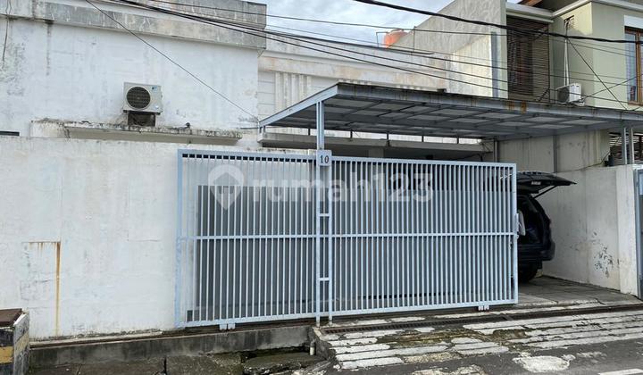 Rumah Modern Minimalis Luas Tanah 200m di Rawa Mangun Jaktim