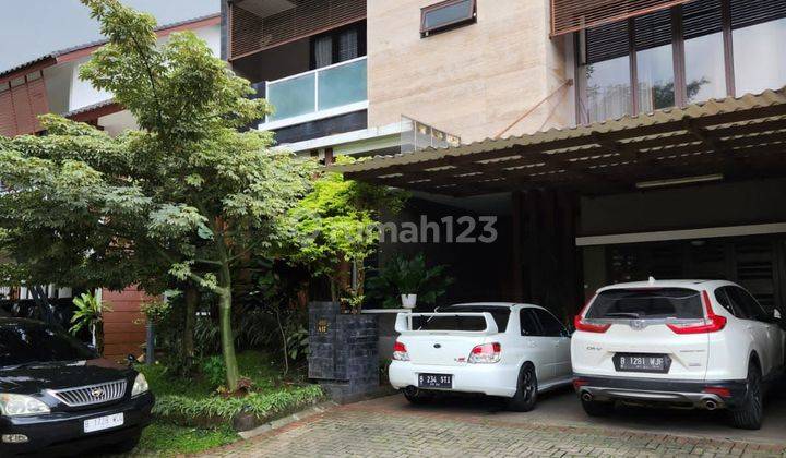 Rumah Cantik Siap Huni di Komplek Kebayoran Bintaro Residence 2