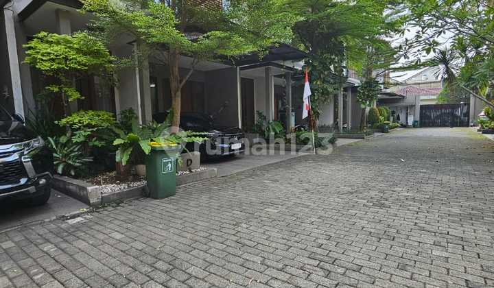 Dijual Rumah 2 Lantai Dalam Townhouse di Pondok Pinang