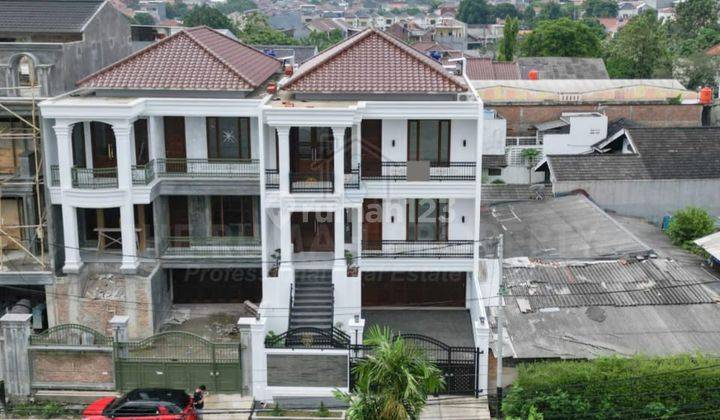 Rumah Mewah 3 Lantai Petukangan Private Pool Modern Classic 2