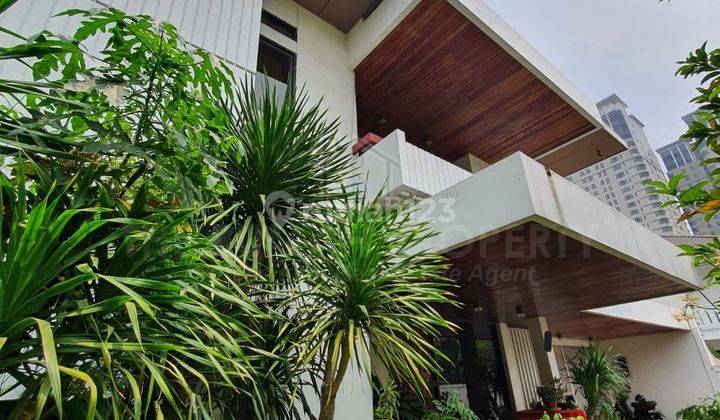 Rumah Mewah Dalam Komplek Privat di Permata Hijau Dijual Jaksel 2