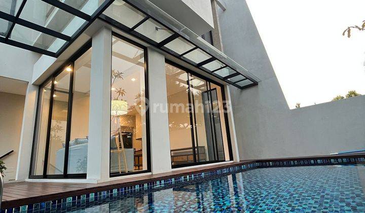 Townhouse 3 Lantai Private Pool Lingkungan Elit Patra Bidakara 2