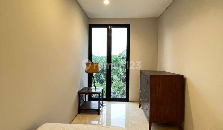 Townhouse 3 Lantai Private Pool Lingkungan Elit Patra Bidakara 2