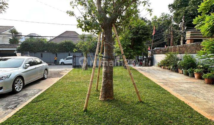 Rumah Pinggir Jalan Raya Akses Lebar Dijual di Menteng Jakpus 1