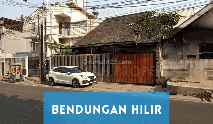 Rumah Bendungan Hilir Jakpus Pinggir Jalan Harga Murah Lokasi Strategis 1