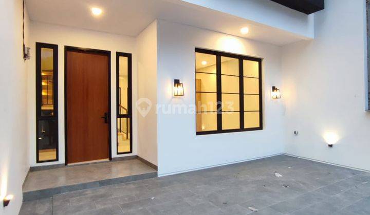 Dijual Rumah Baru 3 Lantai Jagakarsa Jakarta Selatan Mewah Murah 2