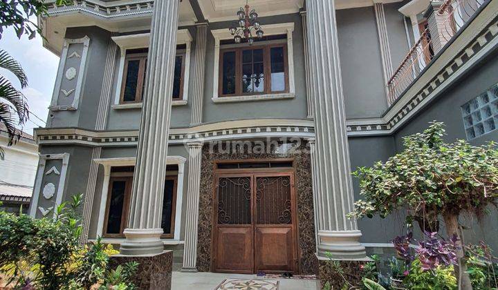 Dijual Rumah Mewah European Classic Furnish Dekat Gandaria City 1