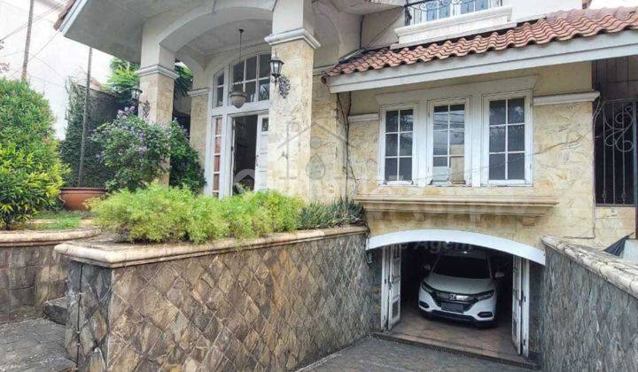 Dijual Rumah Dengan Lokasi Strategis Dekat Scbd di Bendungan Hilir 2