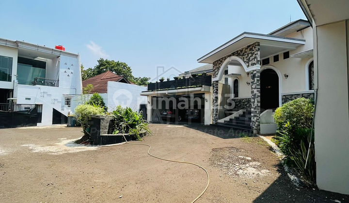 Luxury House Near Matoa Golf, Spacious Land in Jagakarsa 2