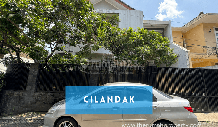 Rumah Hook Fully Furnished Cilandak Dijual Selangkah Ke Fatmawati Raya 1