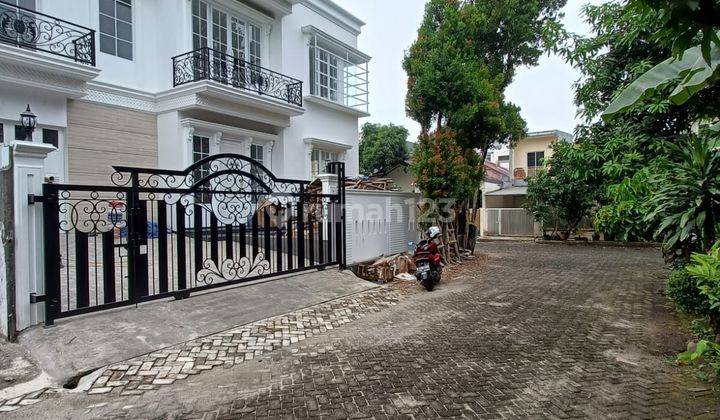 Rumah Baru Modern Classic Dala Komplek di Rempoa 1