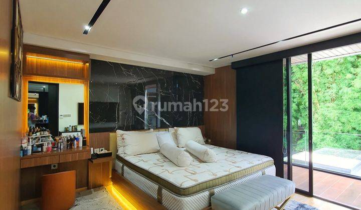 Rumah Mewah 3 Lantai Furnished Ciganjur Private Pool Dan Private Lift 2