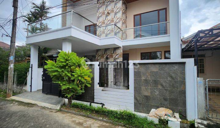 Brand New House Modern Minimalis Bintaro Jaya Tangerang Selatan Akses Dekat Kampus  1