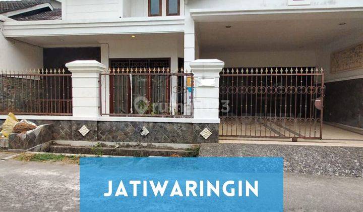 Dijual Rumah Lama 2 Lantai Terawat di Jatiwaringin Bekasi 1