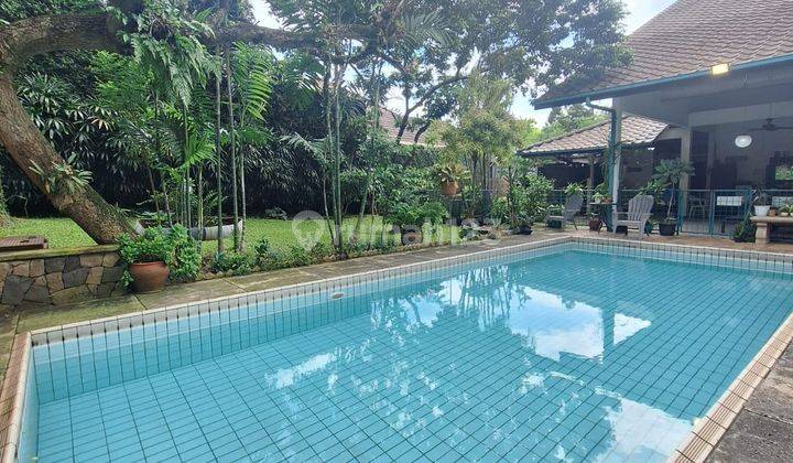 Rumah Tropucal di Cilandak Dengan Halaman Luas Dan Private Pool Lay Out Lapang Open Space 1