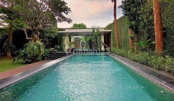 Rumah Mewah Tanah Luas Private Pool Design Modern Pejaten Barat 1