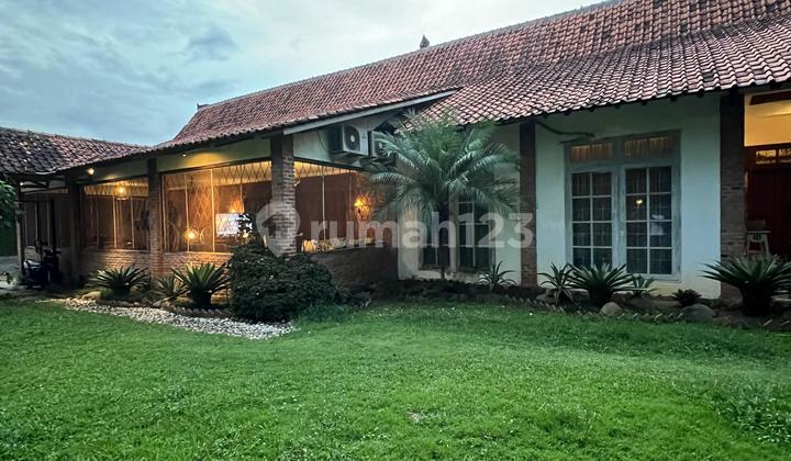 Rumah Villa Dengan Tanah Luas Dijual di Cinangka Sawangan Depok