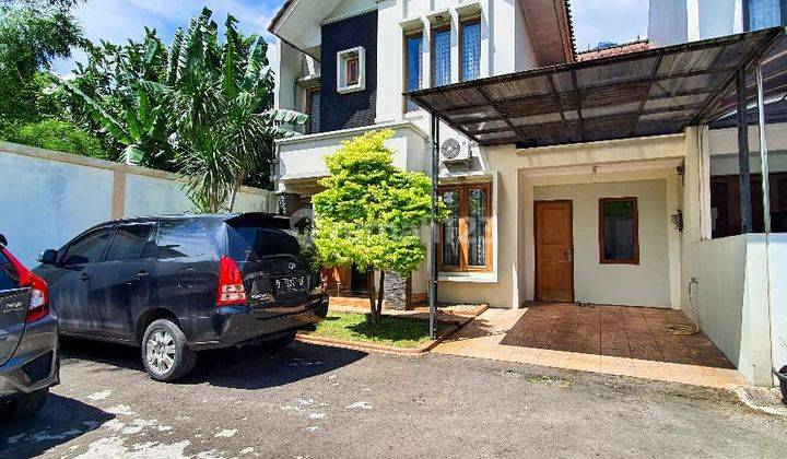 Townhouse Bagus 2 Lantai Lokasi Strategis di Pejaten Barat Jaksel 1