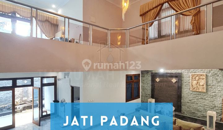 Rumah 2 Lantai Fully Furnished Dalam Komplek di Jati Padang Jaksel 1