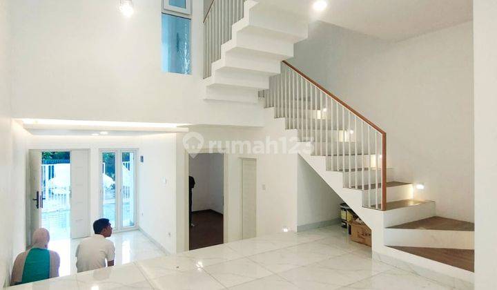 Rumah Minimalis Modern 3 Lantai Dijual di Cibubur Harjamukti Depok 2