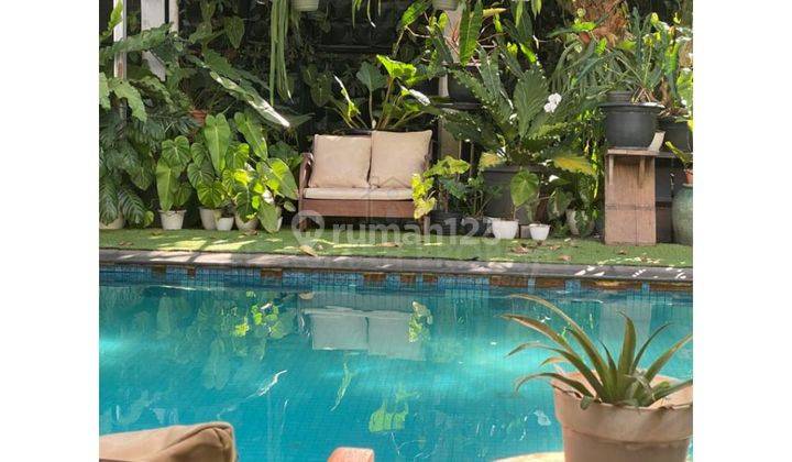 Rumah Bagus Ada Pool Dan Rapi Dalam Komplek di Cirendeu Tangsel 2