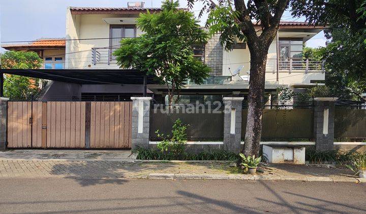 Rumah Hook 2 Lantai Akses Jalan 2 Mobil Kebayoran Baru Jaksel 1