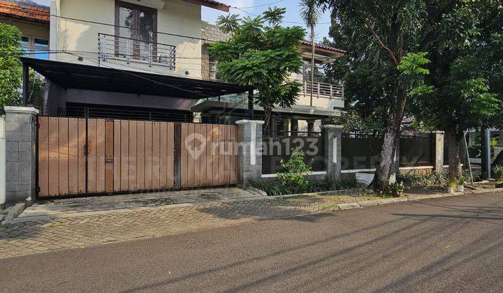 Rumah Hook Kebayoran Baru Cocok Untuk Usaha atau Hunian 2