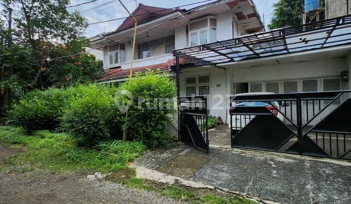 Rumah Dalam Komplek di Cinere Depok Dekat Mal Lokasi Nyaman Dan Asri Rumah Dalam Komplek di Cinere Depok Dekat Mal Lokasi Nyaman Dan Asri