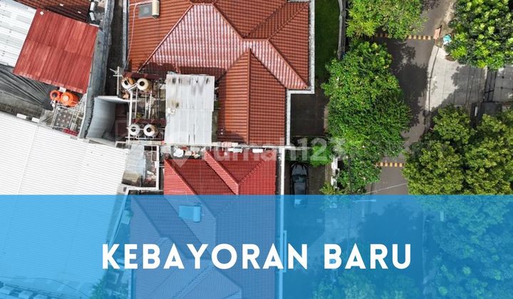 Rumah Gandeng 2 Unit Posisi Hook Kebayoran Baru Area Komersil Cocok untuk Usaha