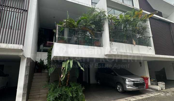 Townhouse Bagus 3 Lantai Furnsihed Pondok Pinang Jaksel. 2